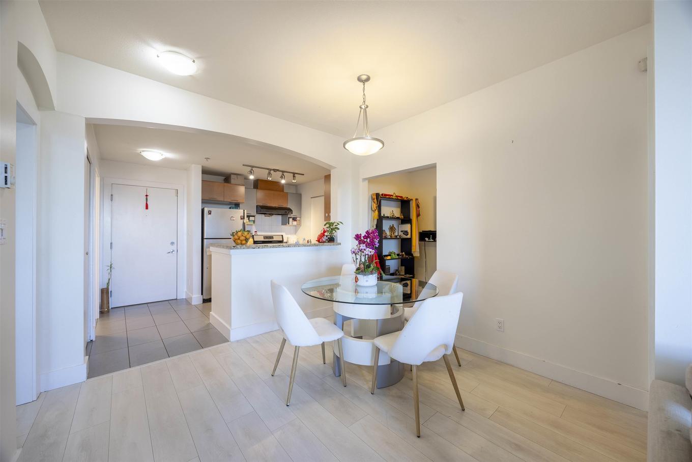 107-6033 Katsura Street, Richmond, BC