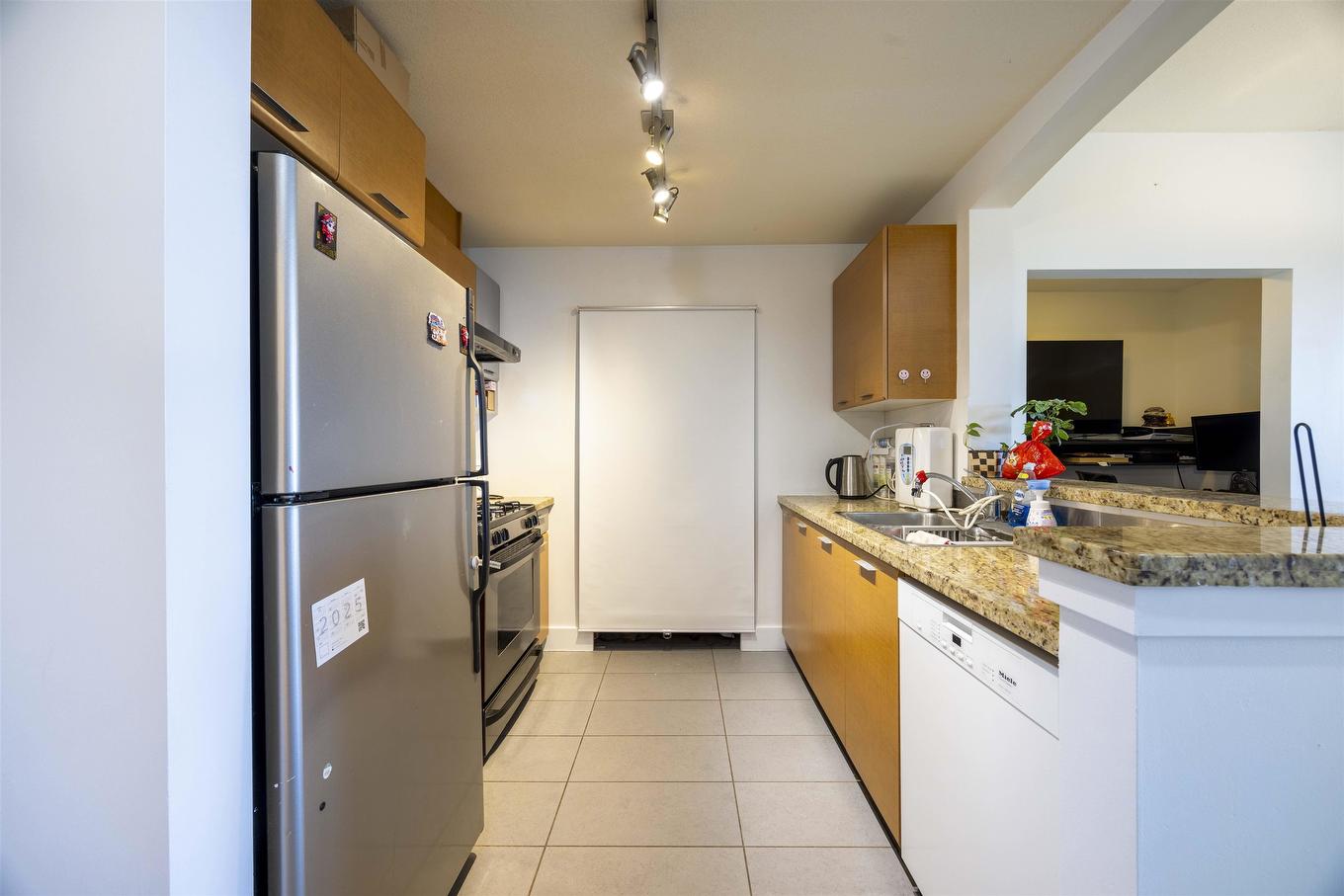 107-6033 Katsura Street, Richmond, BC