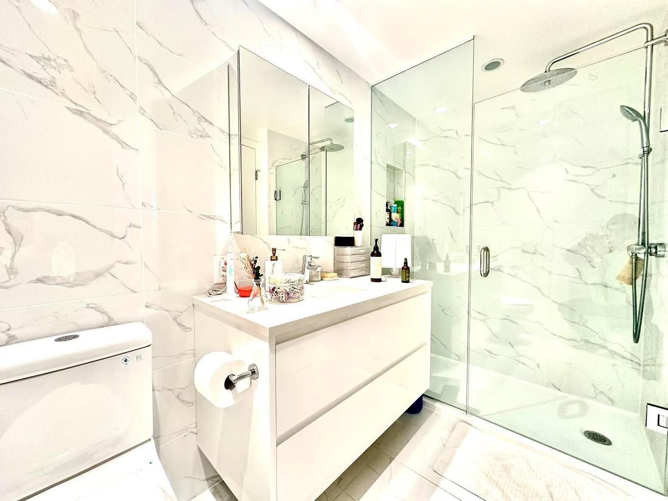 416-8181 Chester Street, Vancouver, BC