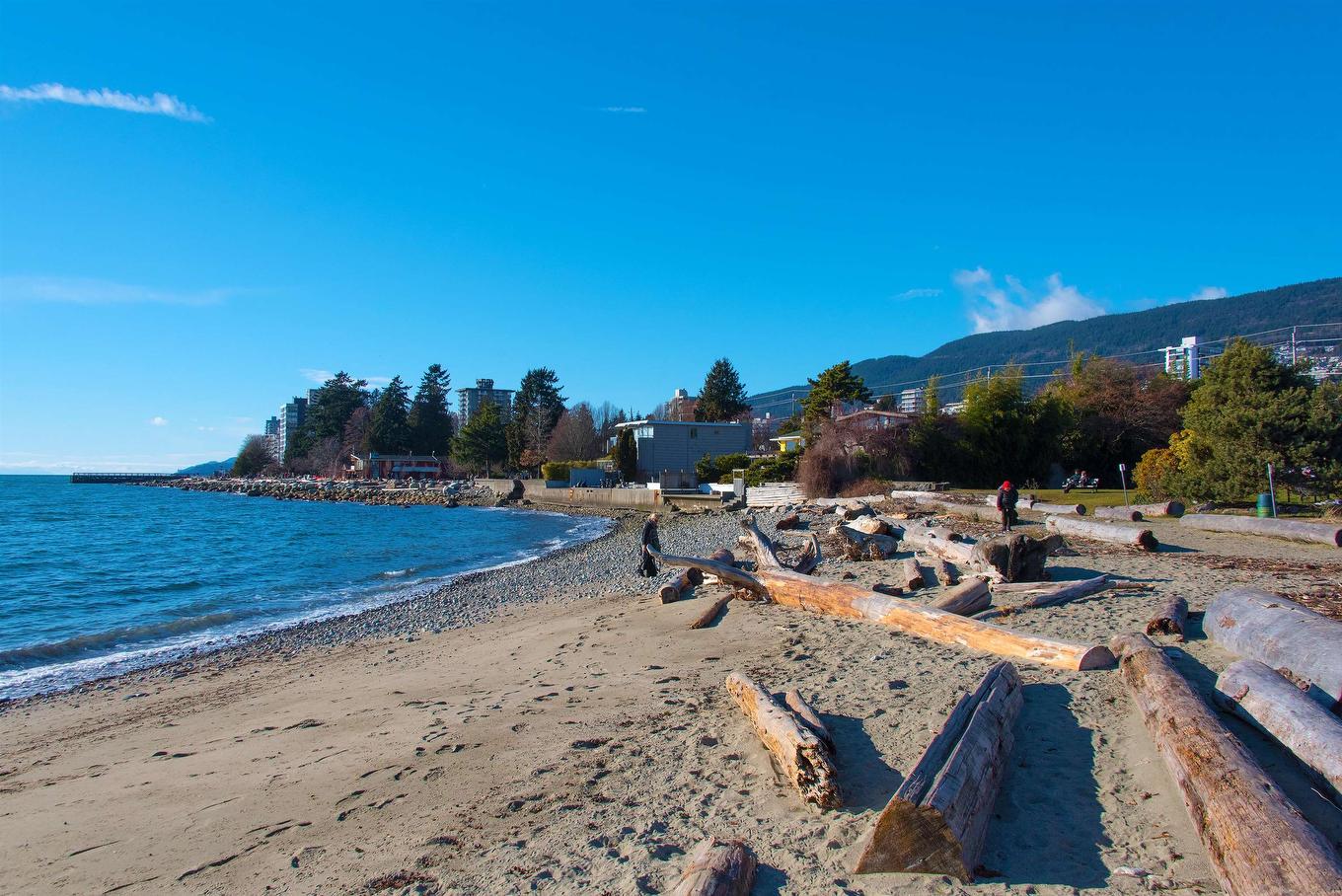 2307 Kadlec Court, West Vancouver, BC