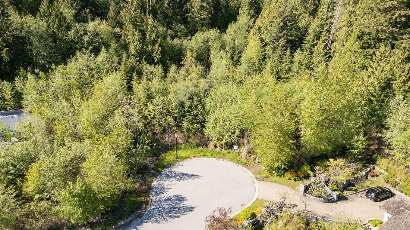 2307 Kadlec Court, West Vancouver, BC