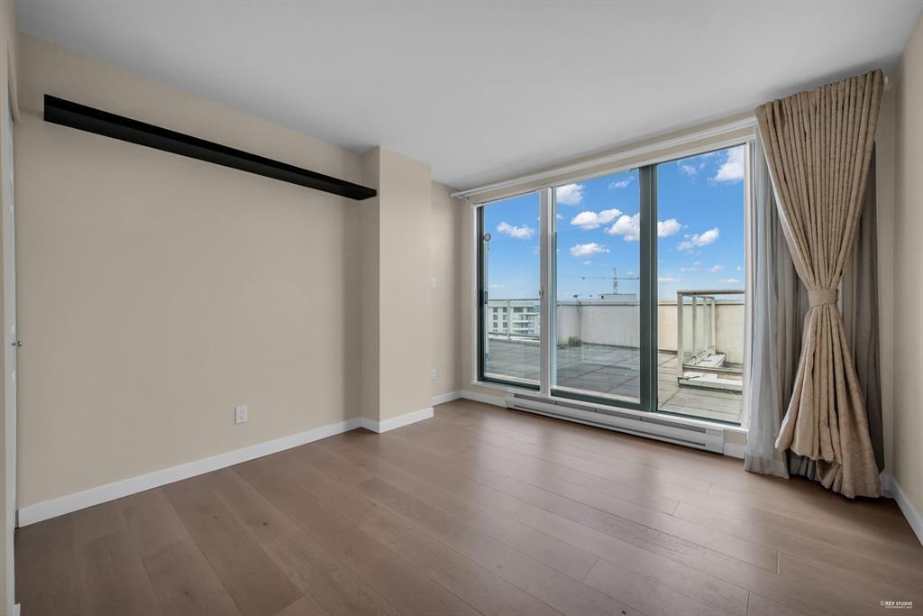 1507-8248 Lansdowne Road, Richmond, BC