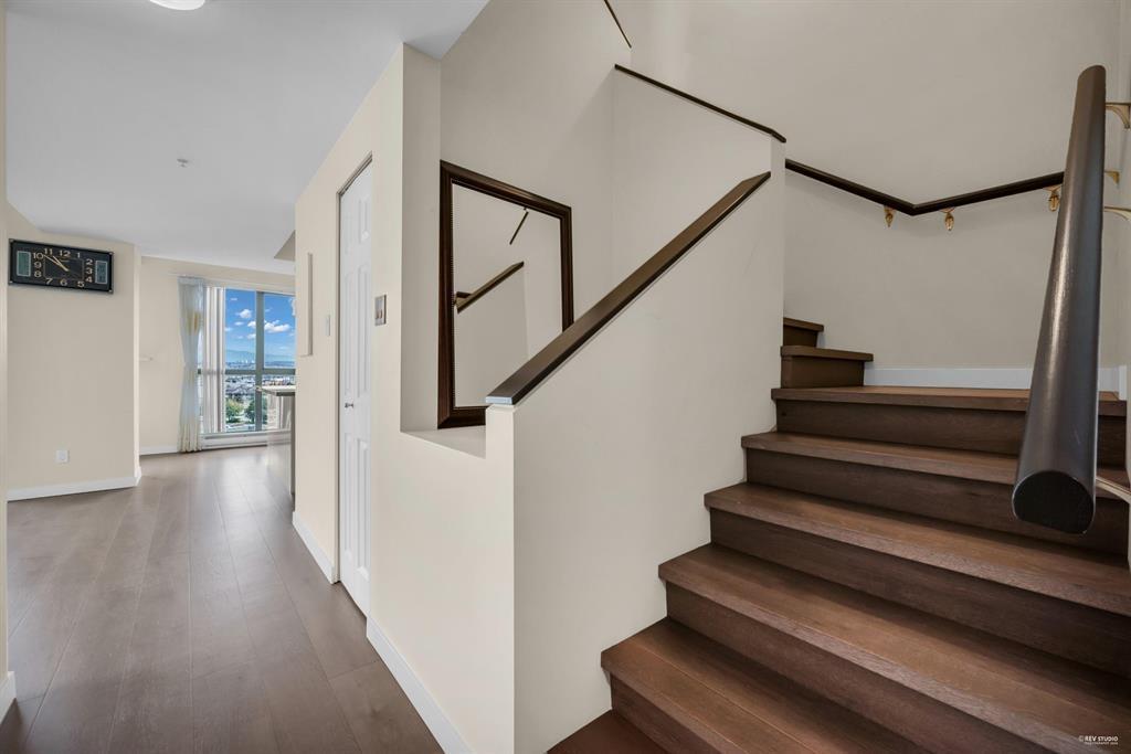 1507-8248 Lansdowne Road, Richmond, BC