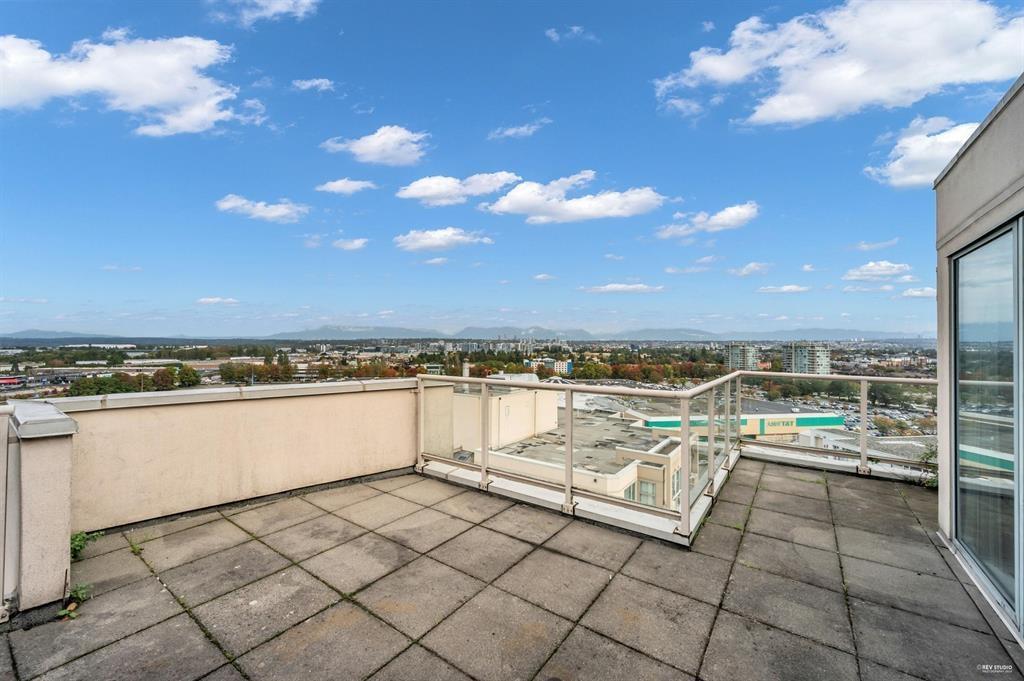 1507-8248 Lansdowne Road, Richmond, BC