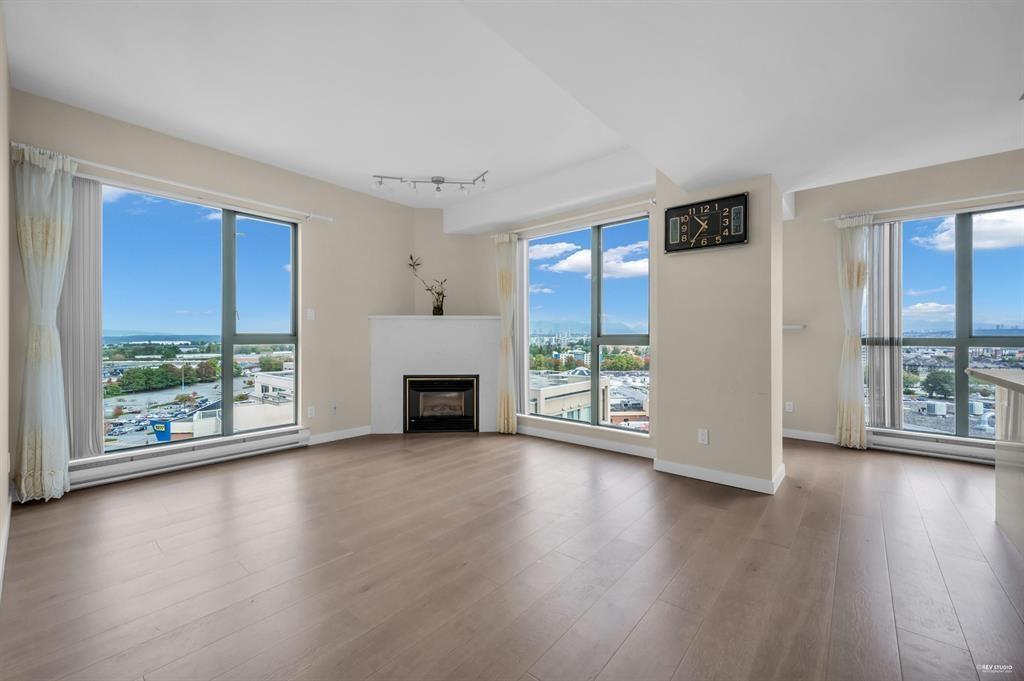 1507-8248 Lansdowne Road, Richmond, BC