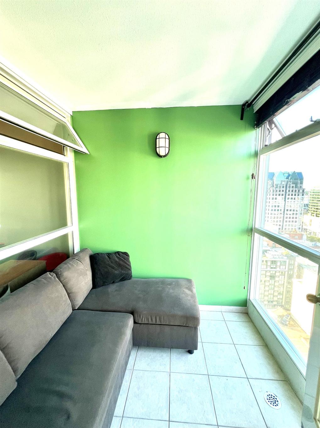 2501-438 Seymour Street, Vancouver, BC