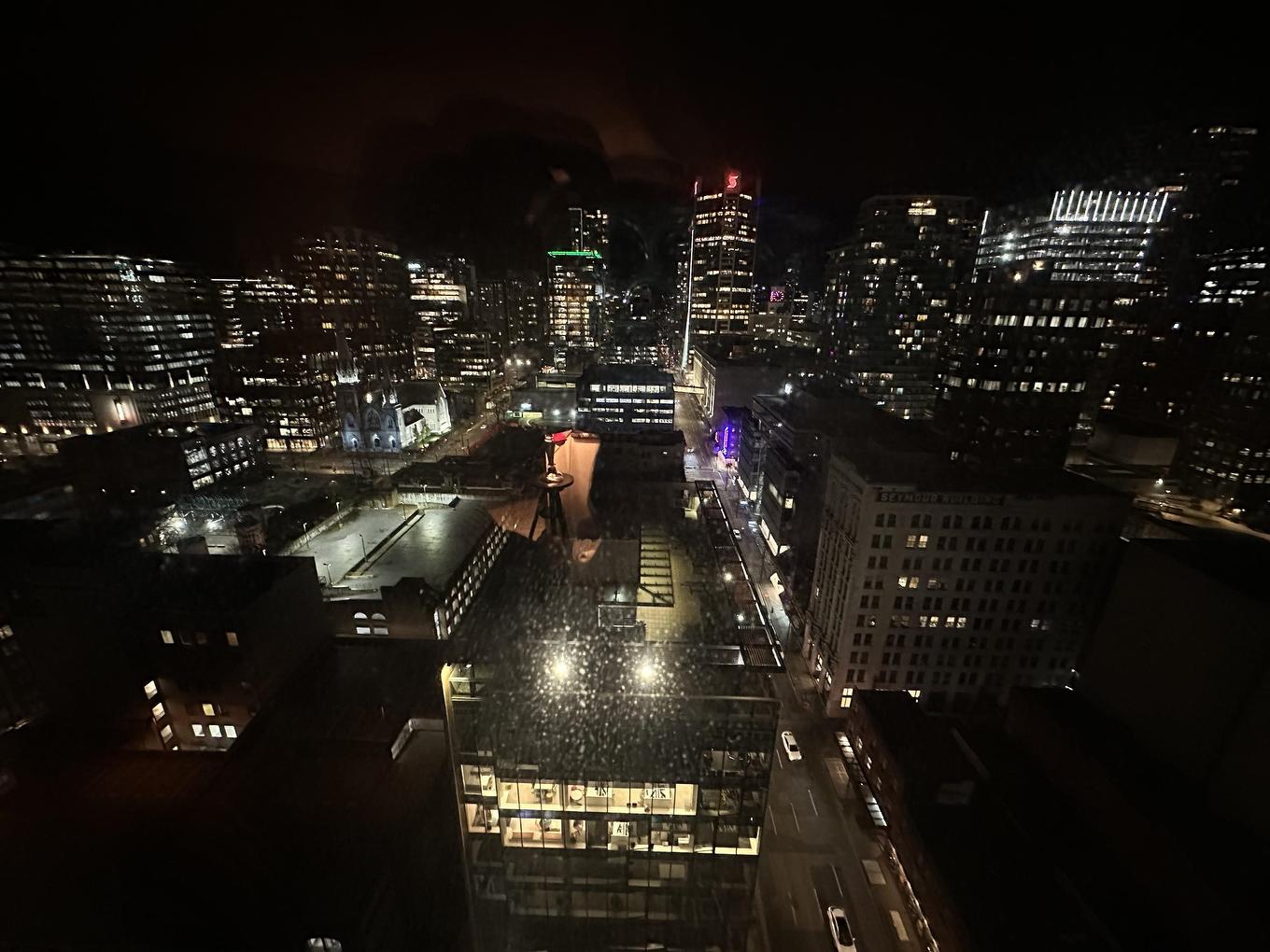 2501-438 Seymour Street, Vancouver, BC