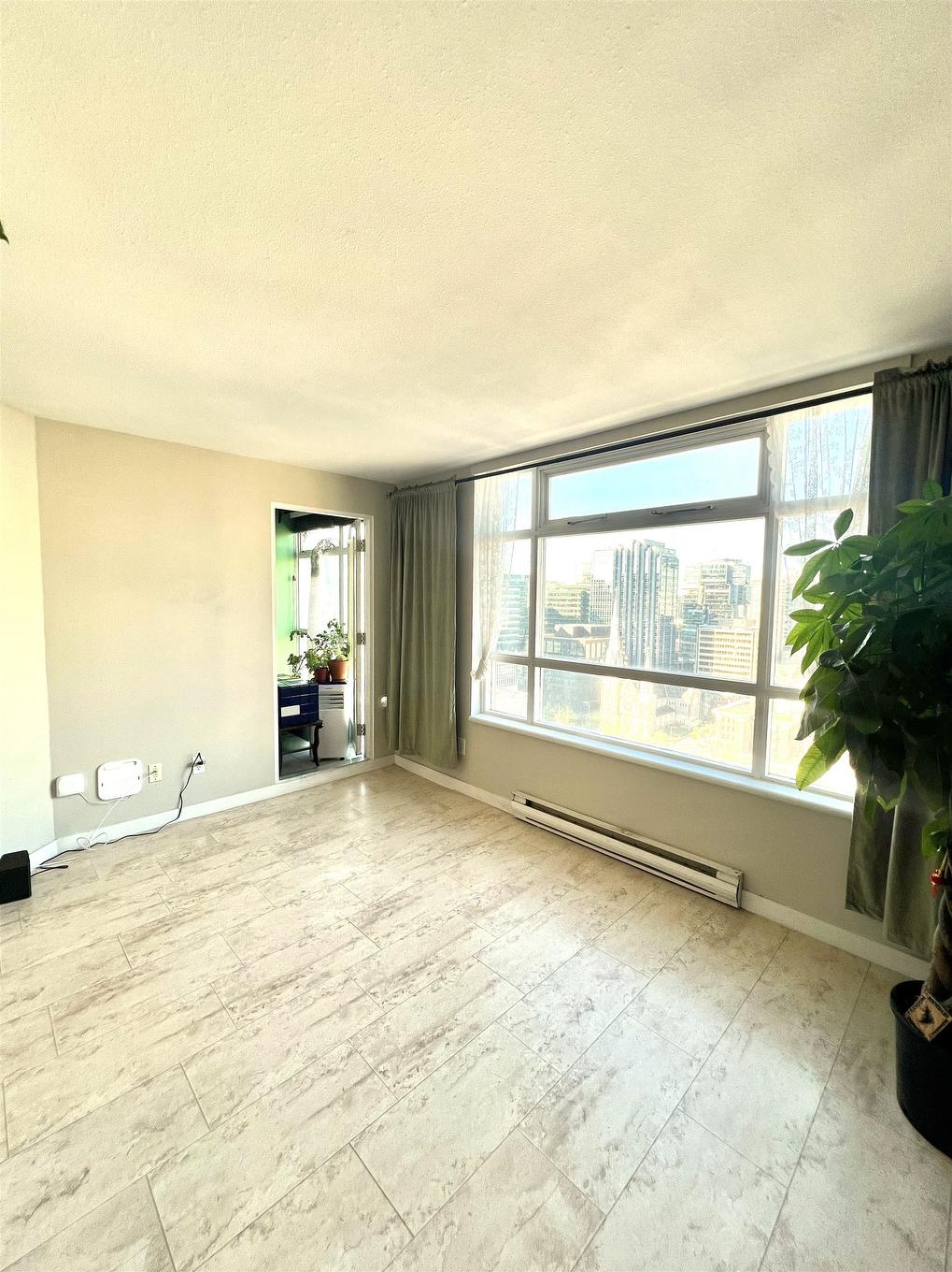 2501-438 Seymour Street, Vancouver, BC