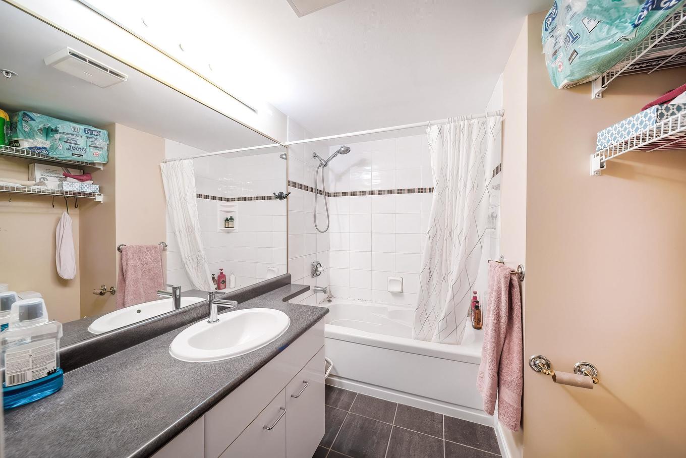 503-7380 Elmbridge Way, Richmond, BC