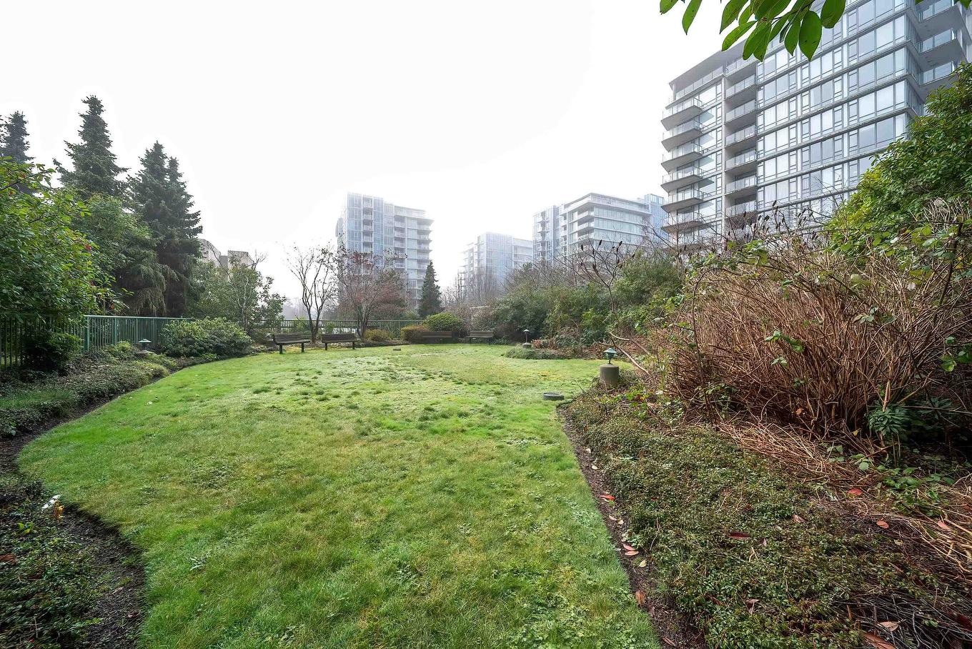 503-7380 Elmbridge Way, Richmond, BC