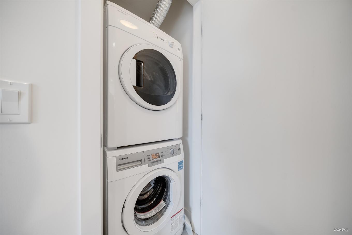 313-8850 University Crescent, Burnaby, BC