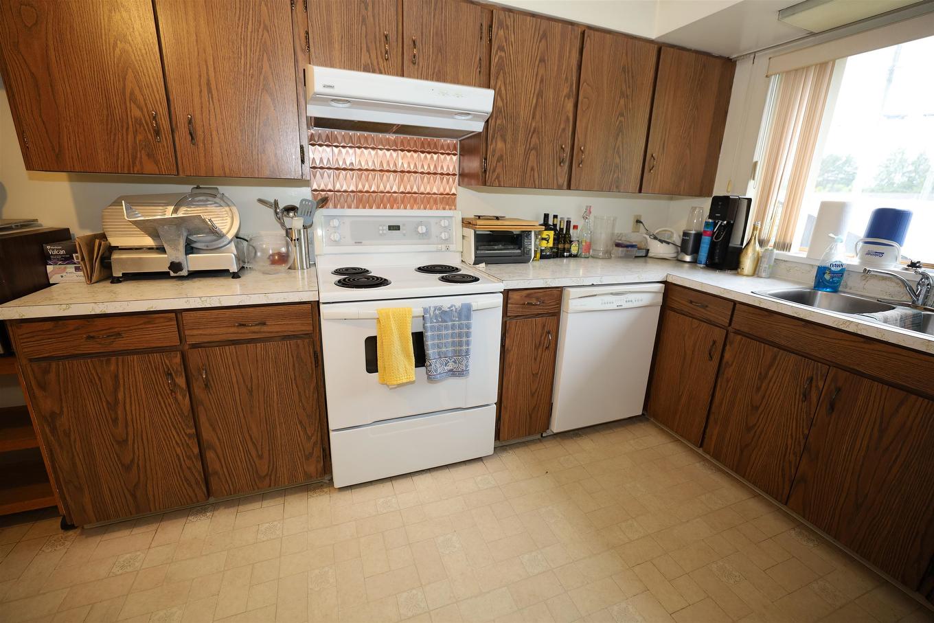 5690 Mermaid Street, Sechelt, BC