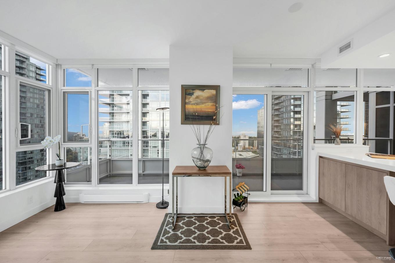 2307-6080 Mckay Avenue, Burnaby, BC