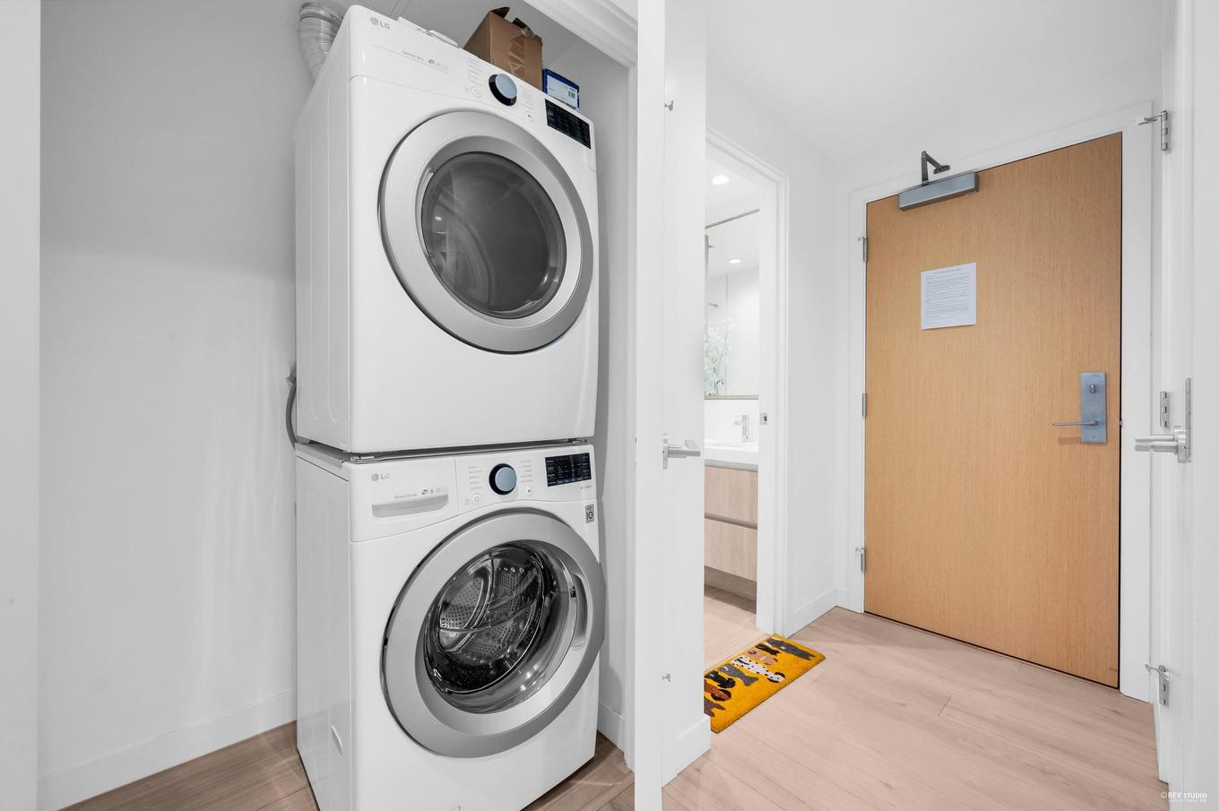 2307-6080 Mckay Avenue, Burnaby, BC