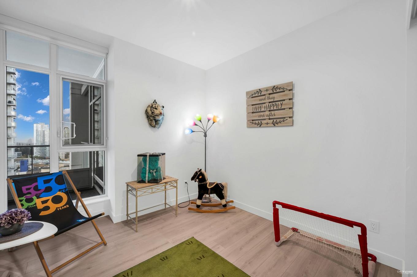 2307-6080 Mckay Avenue, Burnaby, BC