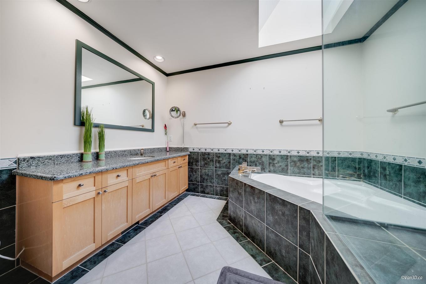 9111 Maskall Drive, Richmond, BC