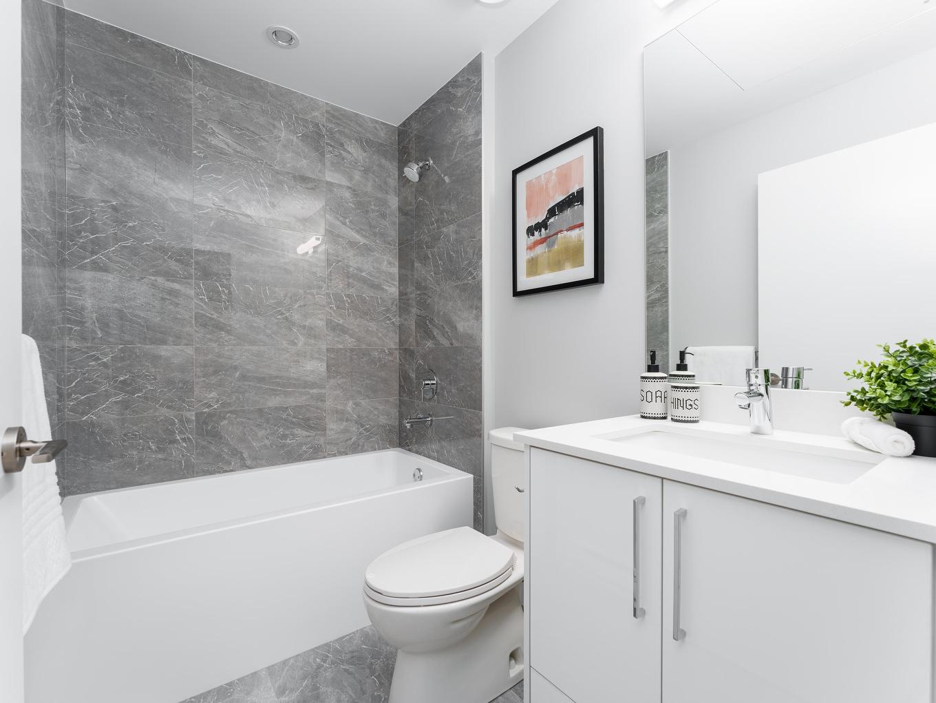 18-4337 Boundary Road, Richmond, BC