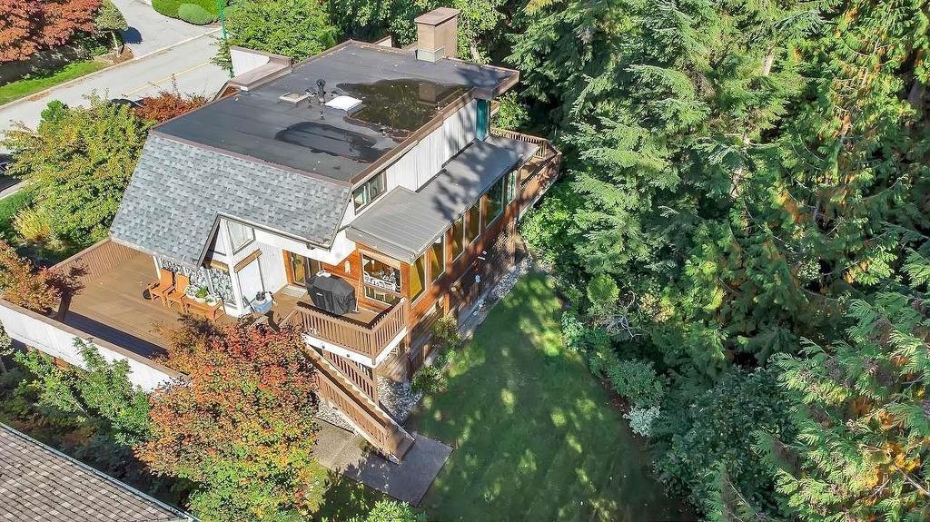 5344 Cliffridge Avenue, North Vancouver, BC