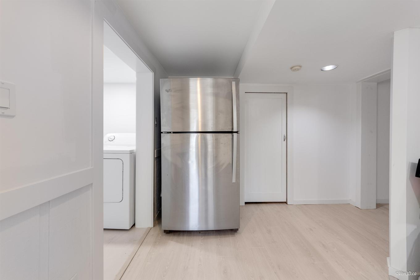 2317 Kings Avenue, West Vancouver, BC