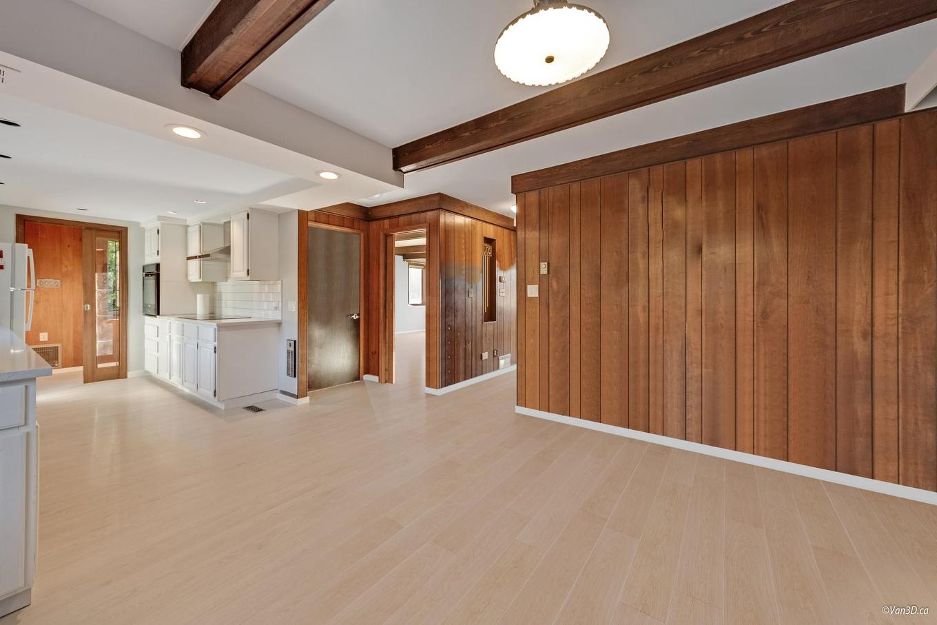 2317 Kings Avenue, West Vancouver, BC