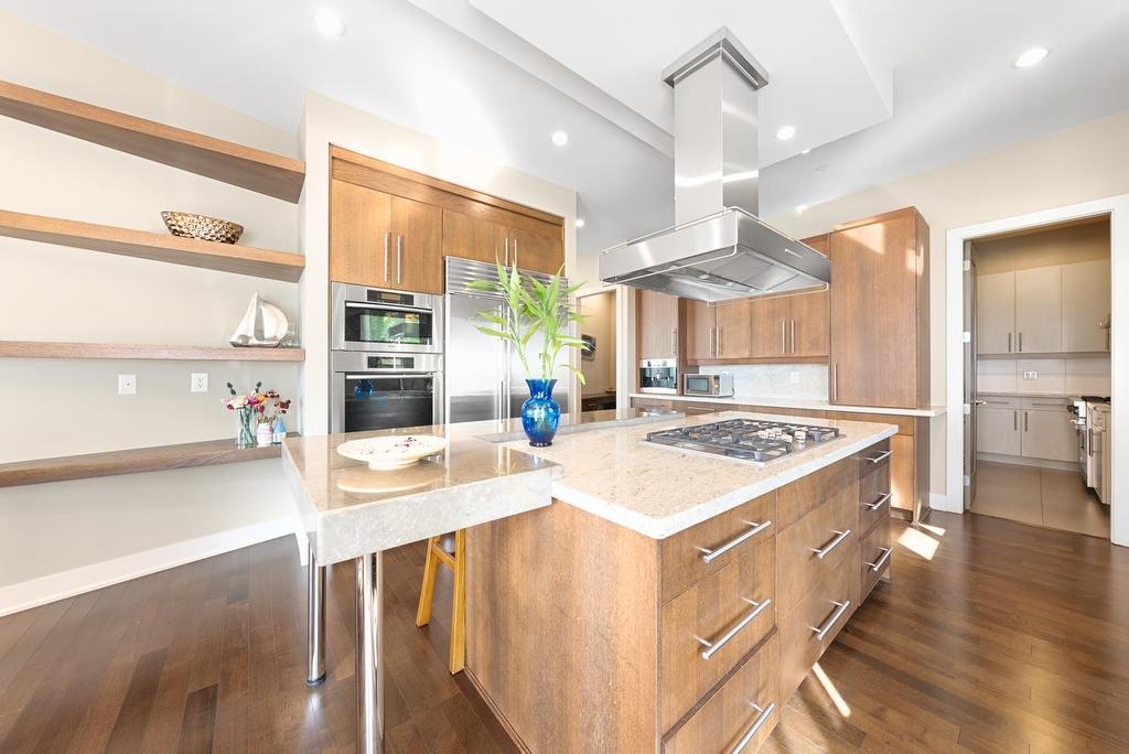 2611 Chelsea Court, West Vancouver, BC