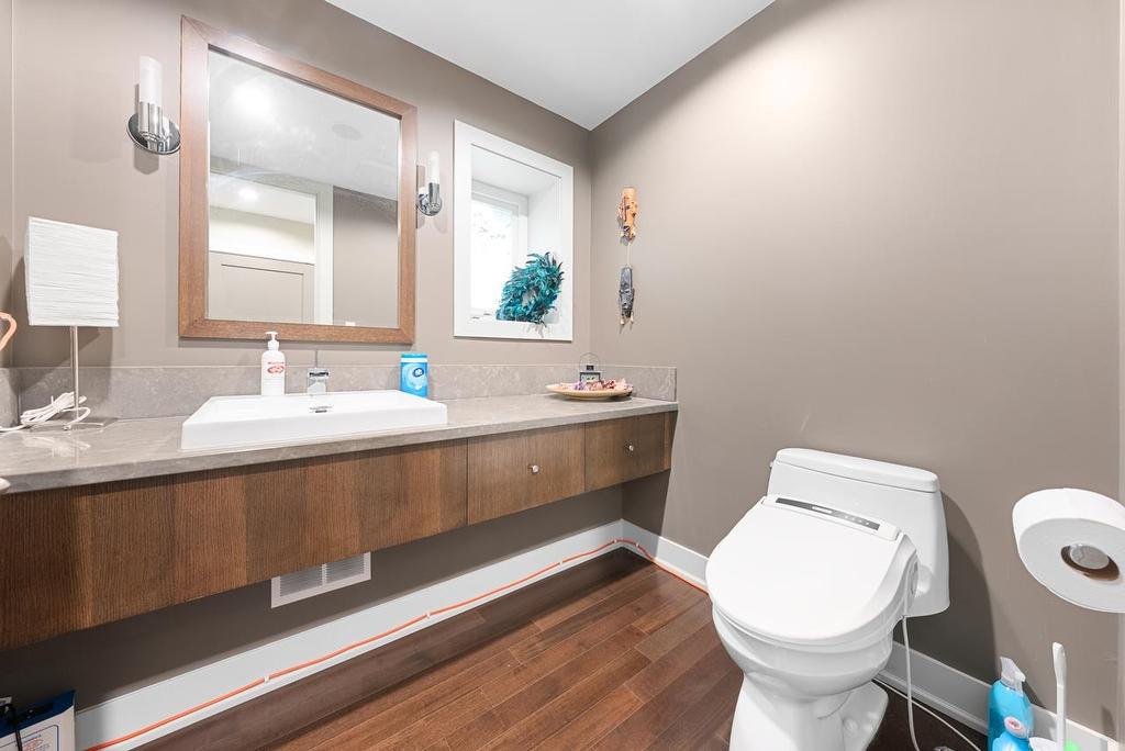 2611 Chelsea Court, West Vancouver, BC