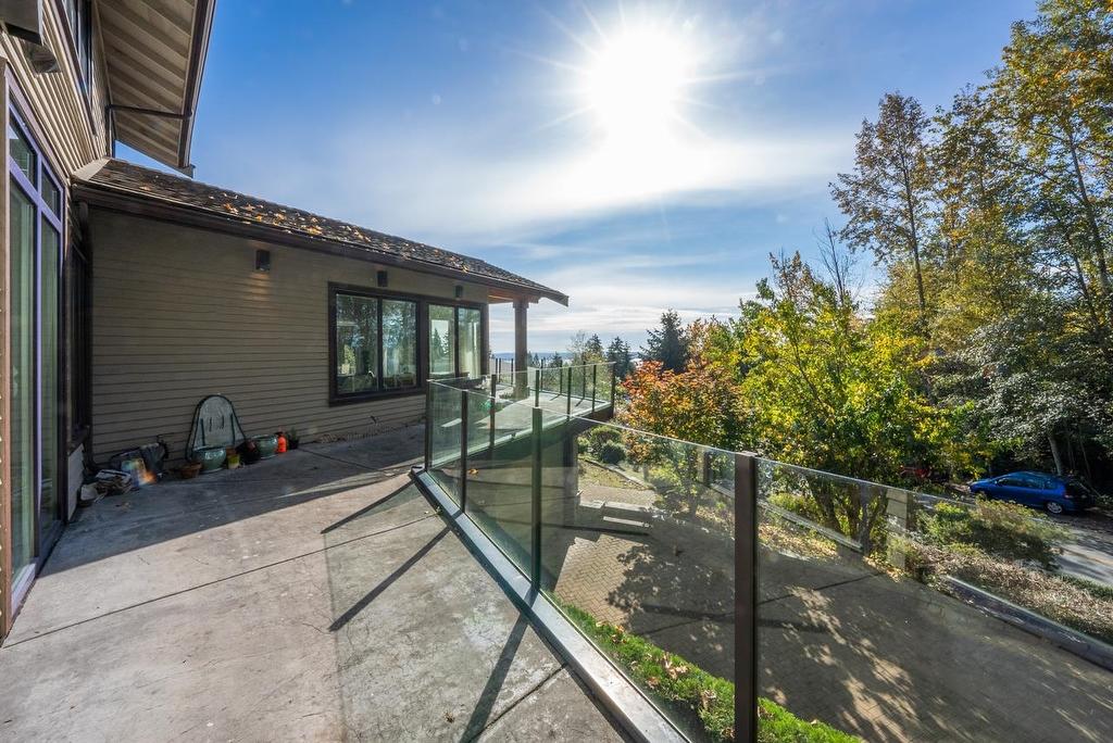 2611 Chelsea Court, West Vancouver, BC