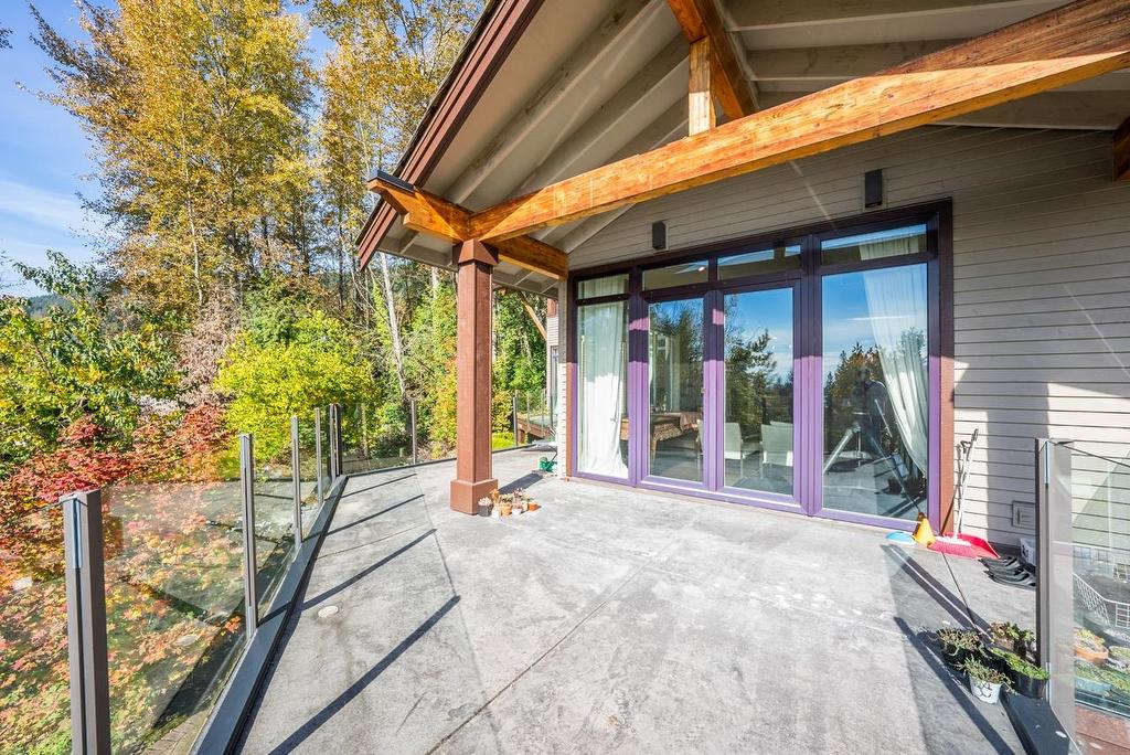 2611 Chelsea Court, West Vancouver, BC