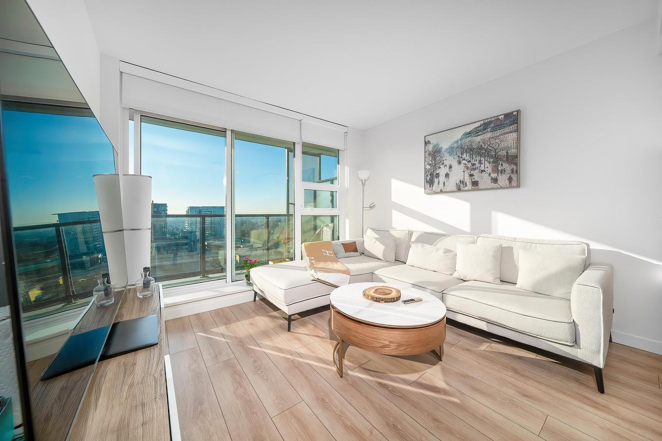 1202-8111 Park Road, Richmond, BC