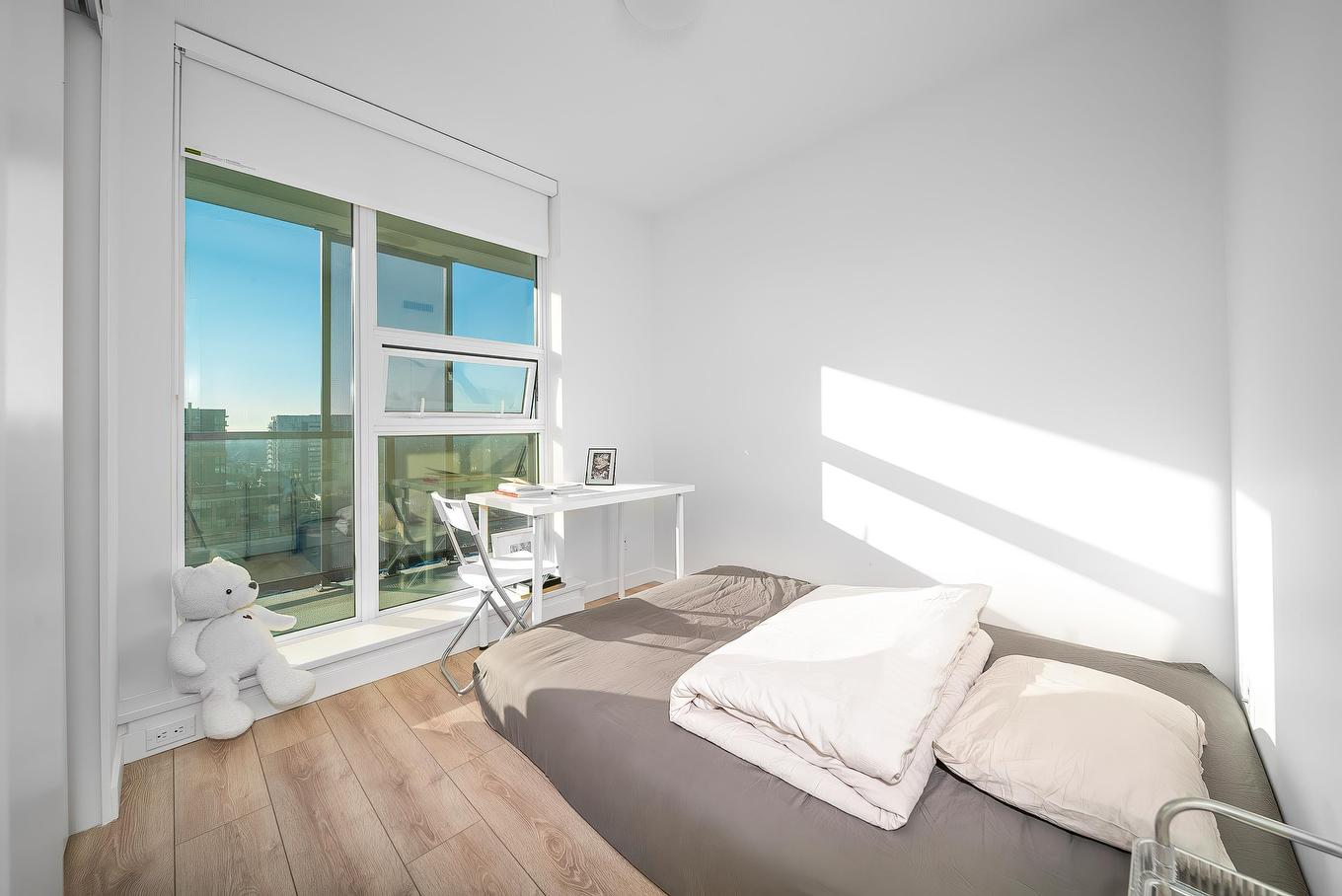 1202-8111 Park Road, Richmond, BC