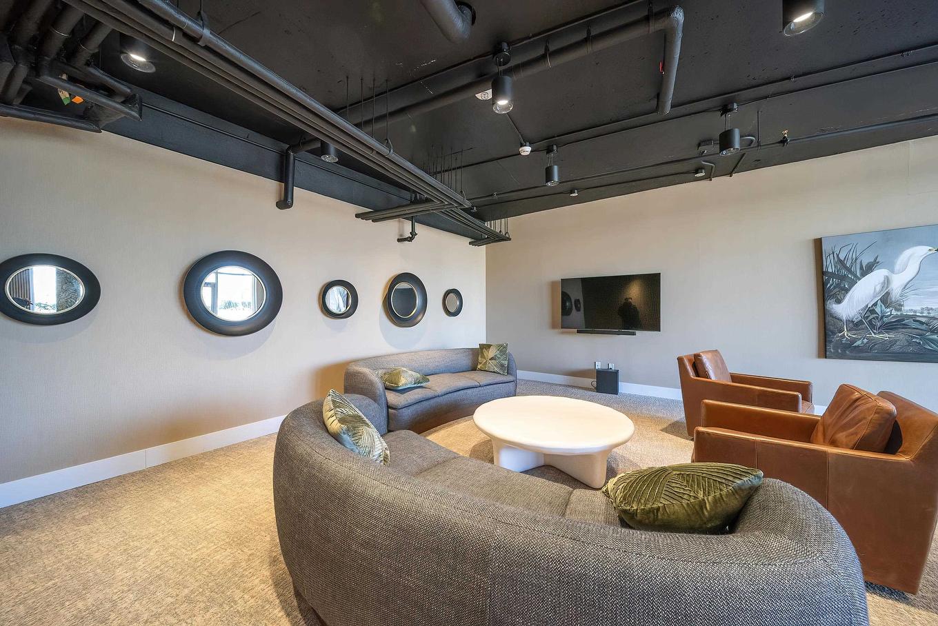 1202-8111 Park Road, Richmond, BC