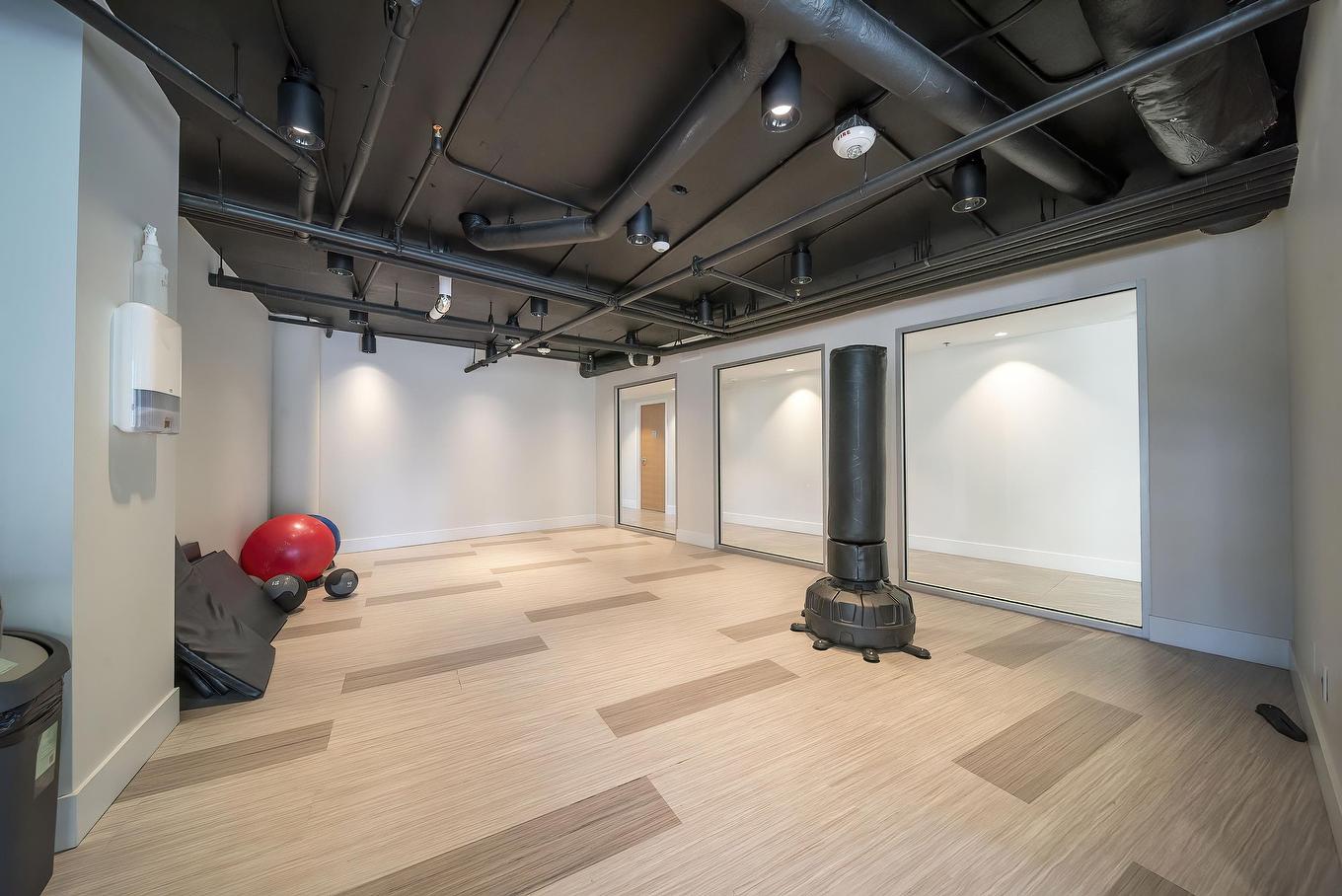 1202-8111 Park Road, Richmond, BC