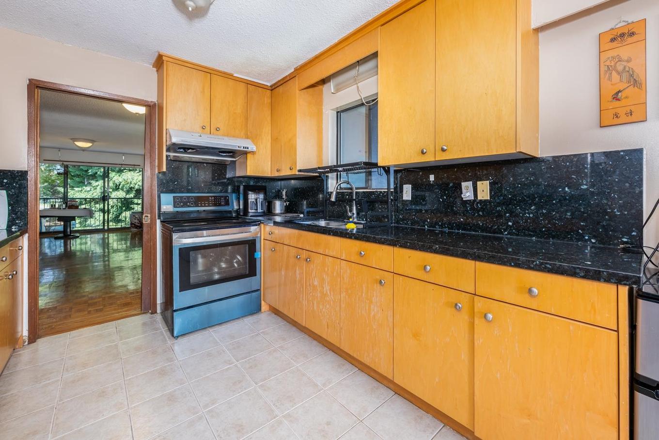 1342 10Th Avenue E, Vancouver, BC