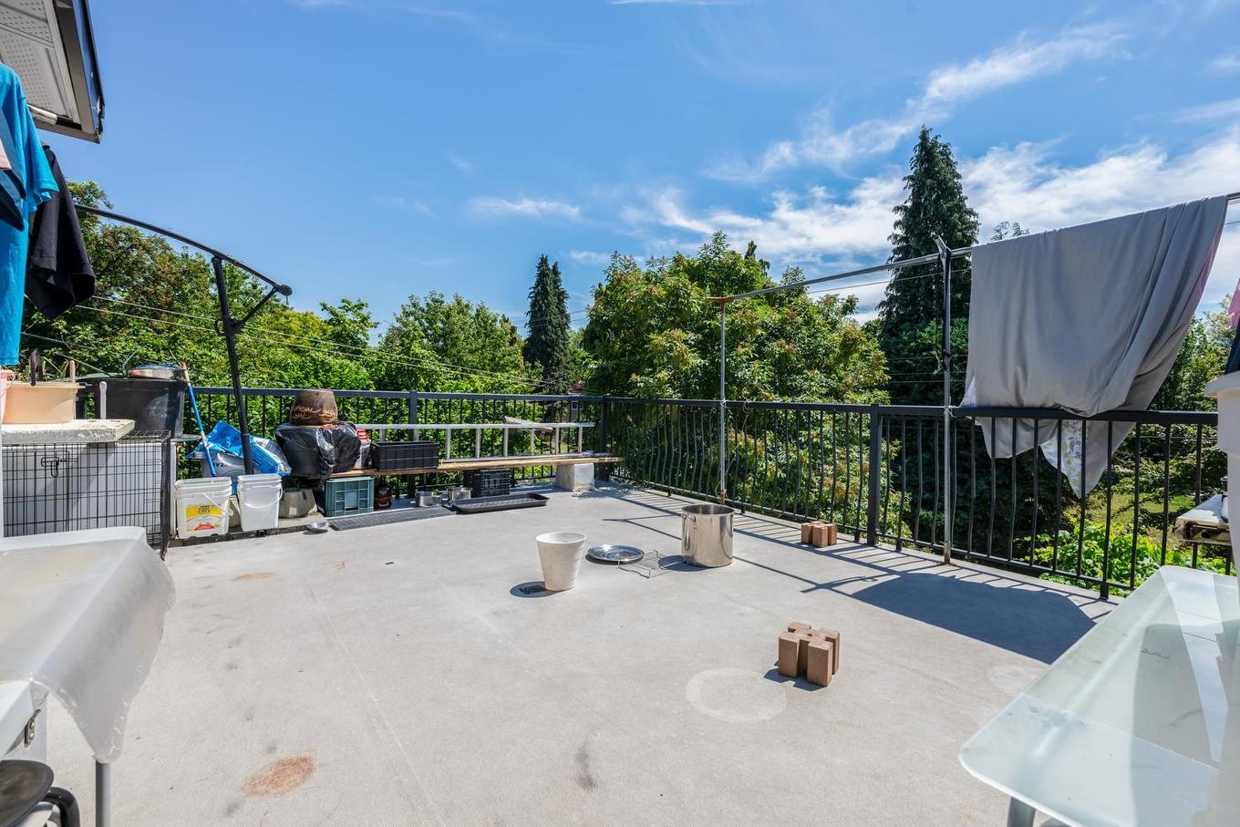 1342 10Th Avenue E, Vancouver, BC