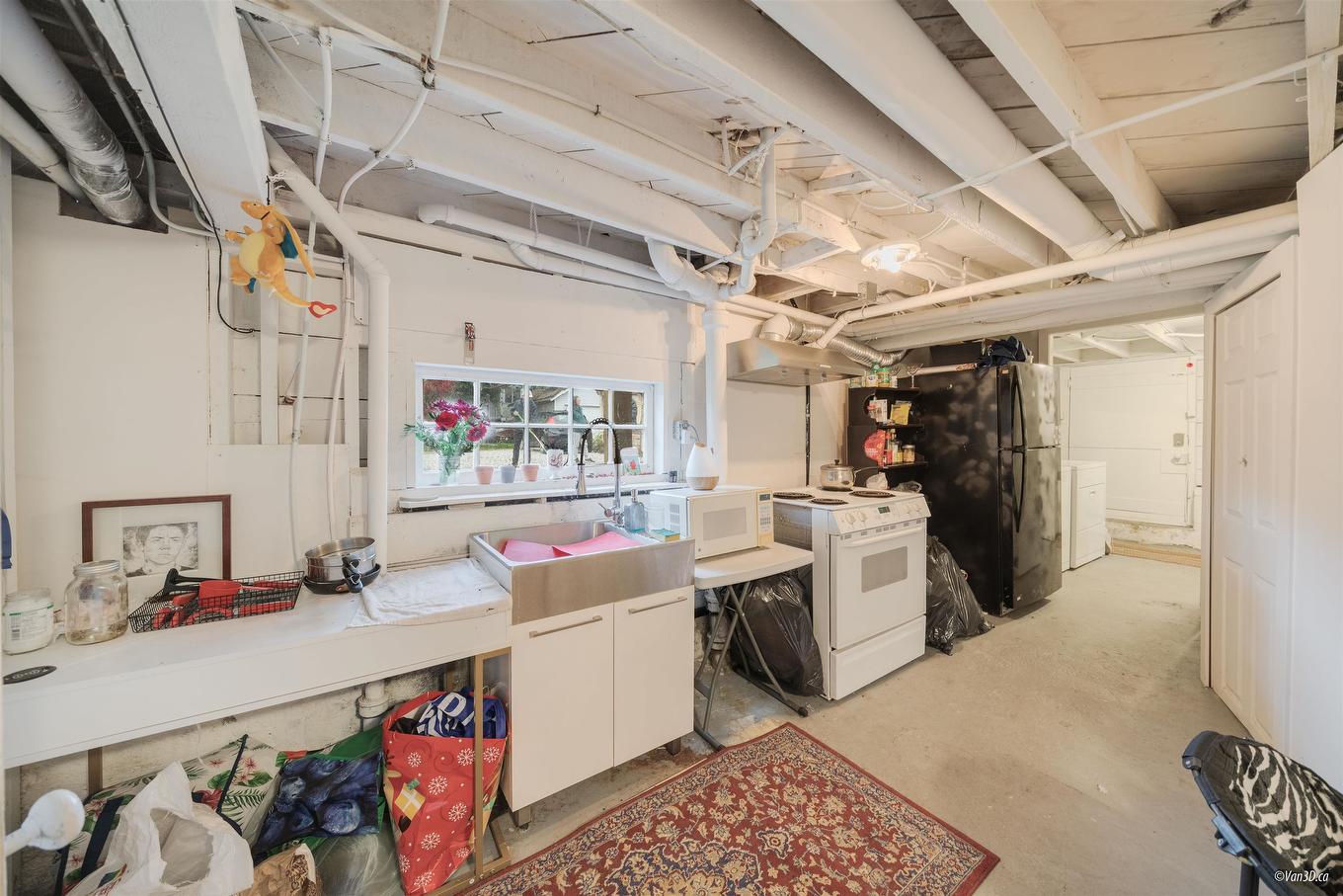 3425 8Th Avenue W, Vancouver, BC