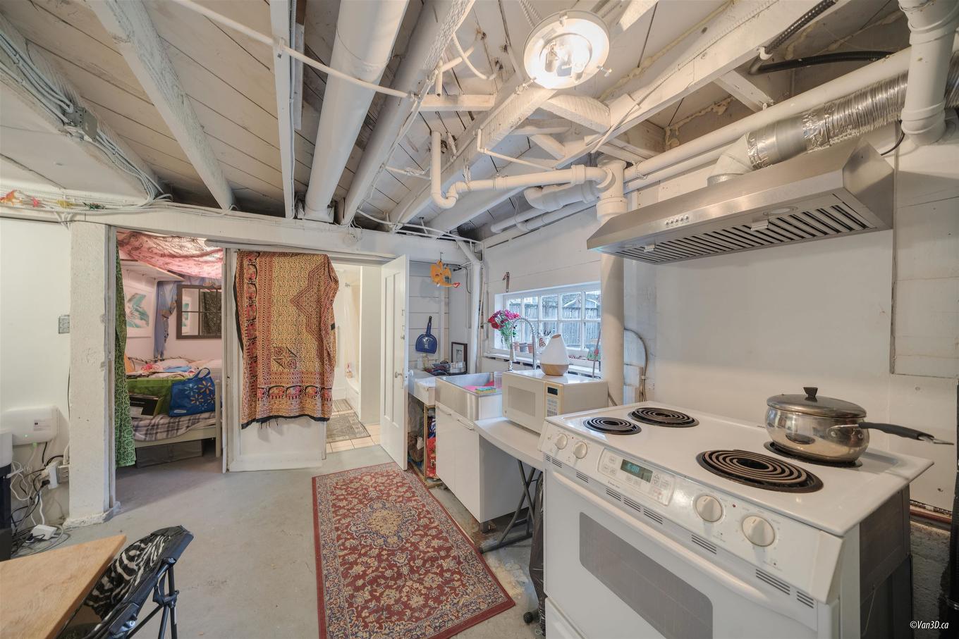 3425 8Th Avenue W, Vancouver, BC