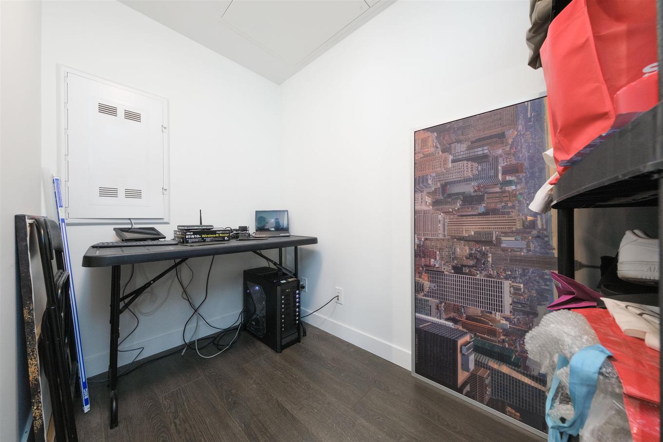 1115-68 Smithe Street, Vancouver, BC