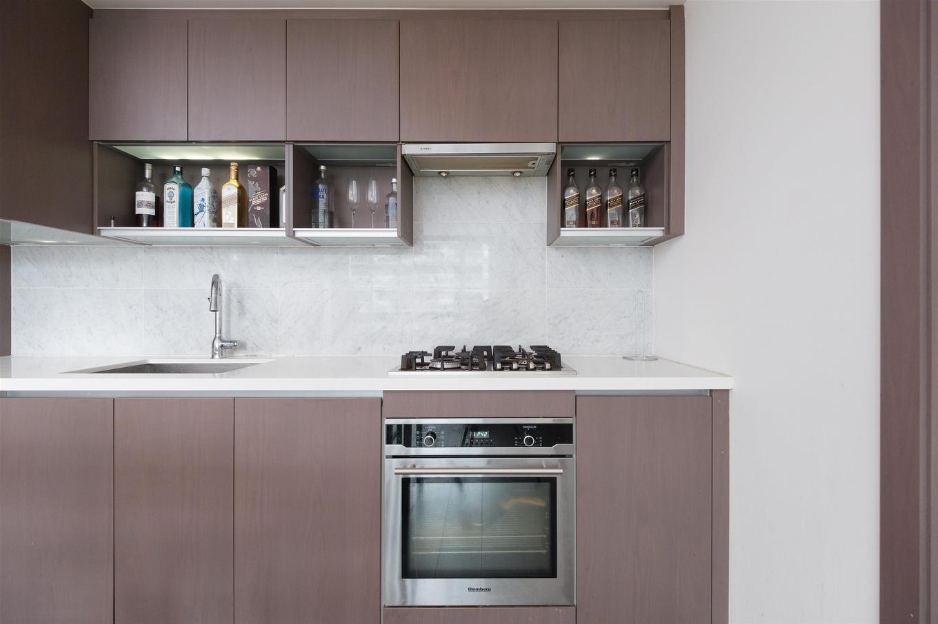 1115-68 Smithe Street, Vancouver, BC