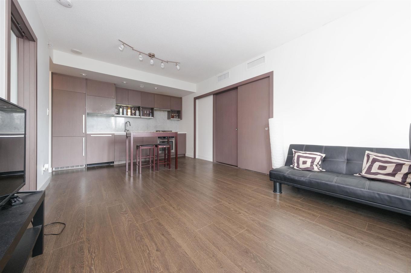 1115-68 Smithe Street, Vancouver, BC