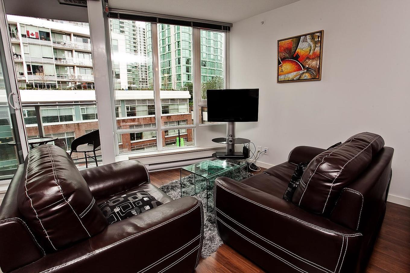 306-233 Robson Street, Vancouver, BC