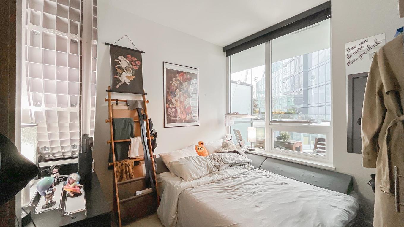 1205-68 Smithe Street, Vancouver, BC