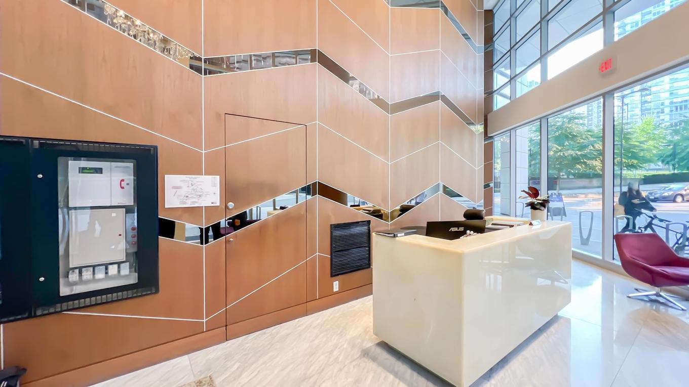 1205-68 Smithe Street, Vancouver, BC