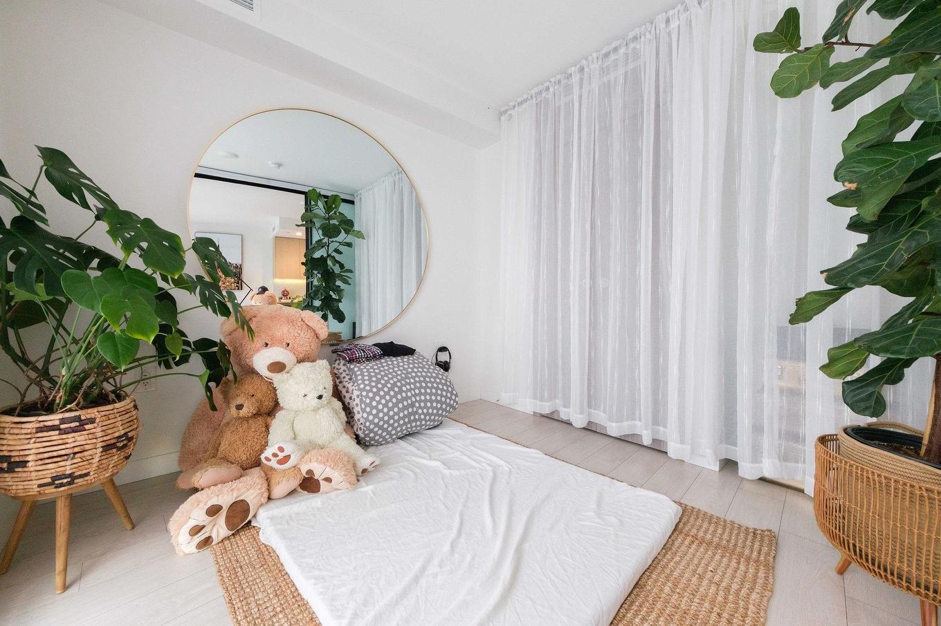 905-1768 Cook Street, Vancouver, BC