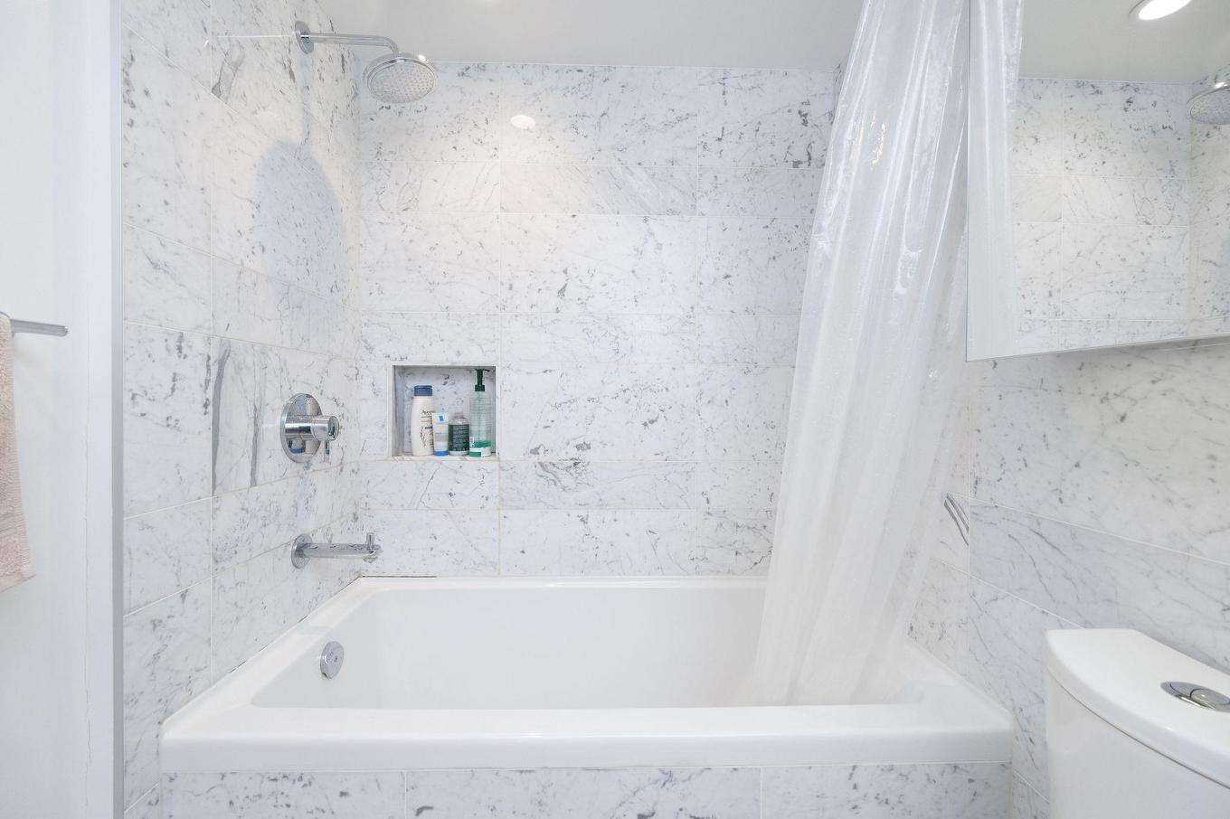 905-1768 Cook Street, Vancouver, BC