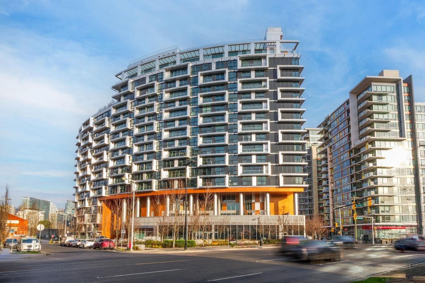 905-1768 Cook Street, Vancouver, BC