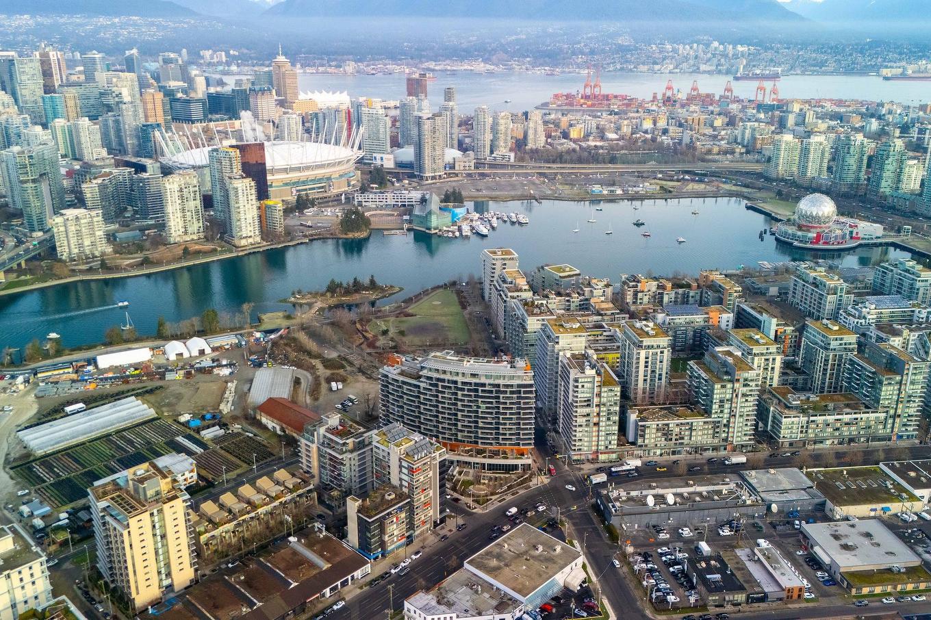 905-1768 Cook Street, Vancouver, BC