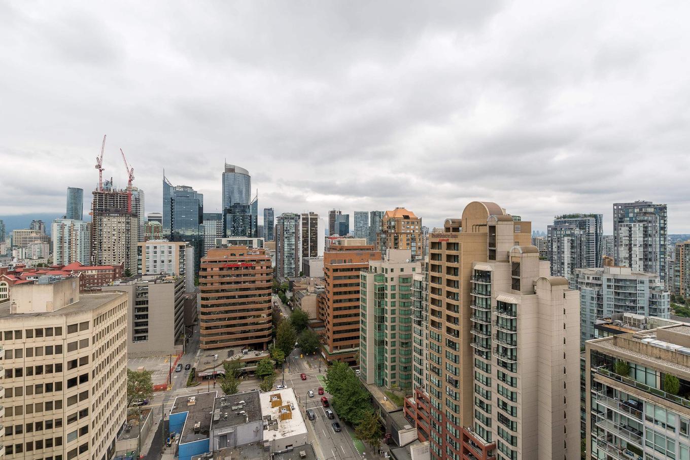 2106-1289 Hornby Street, Vancouver, BC