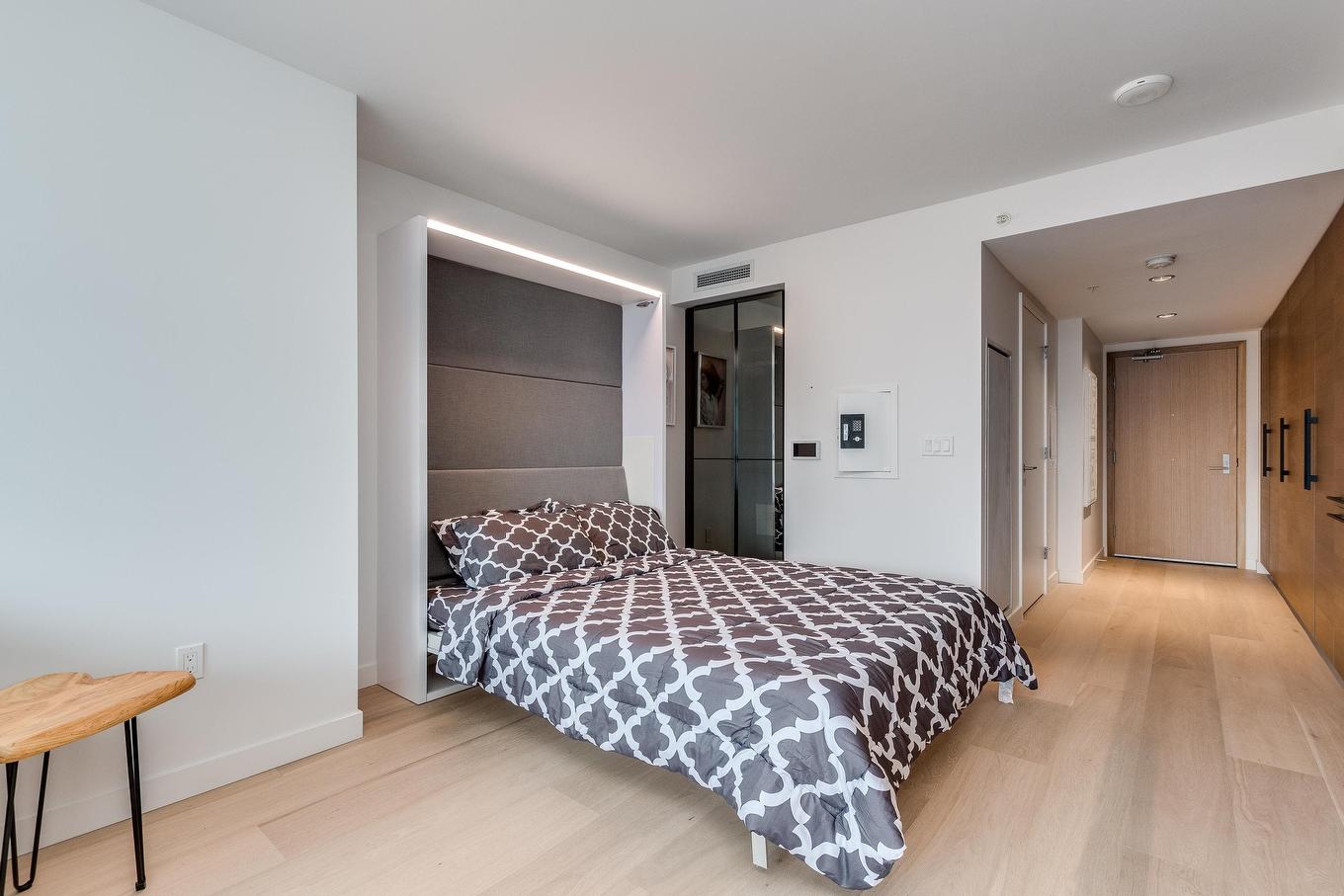 2106-1289 Hornby Street, Vancouver, BC