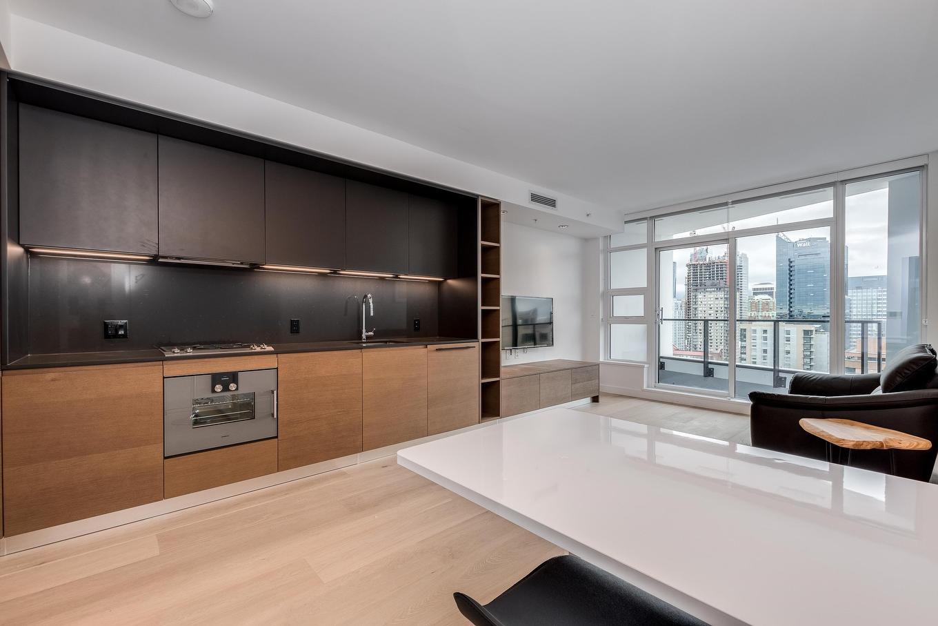 2106-1289 Hornby Street, Vancouver, BC