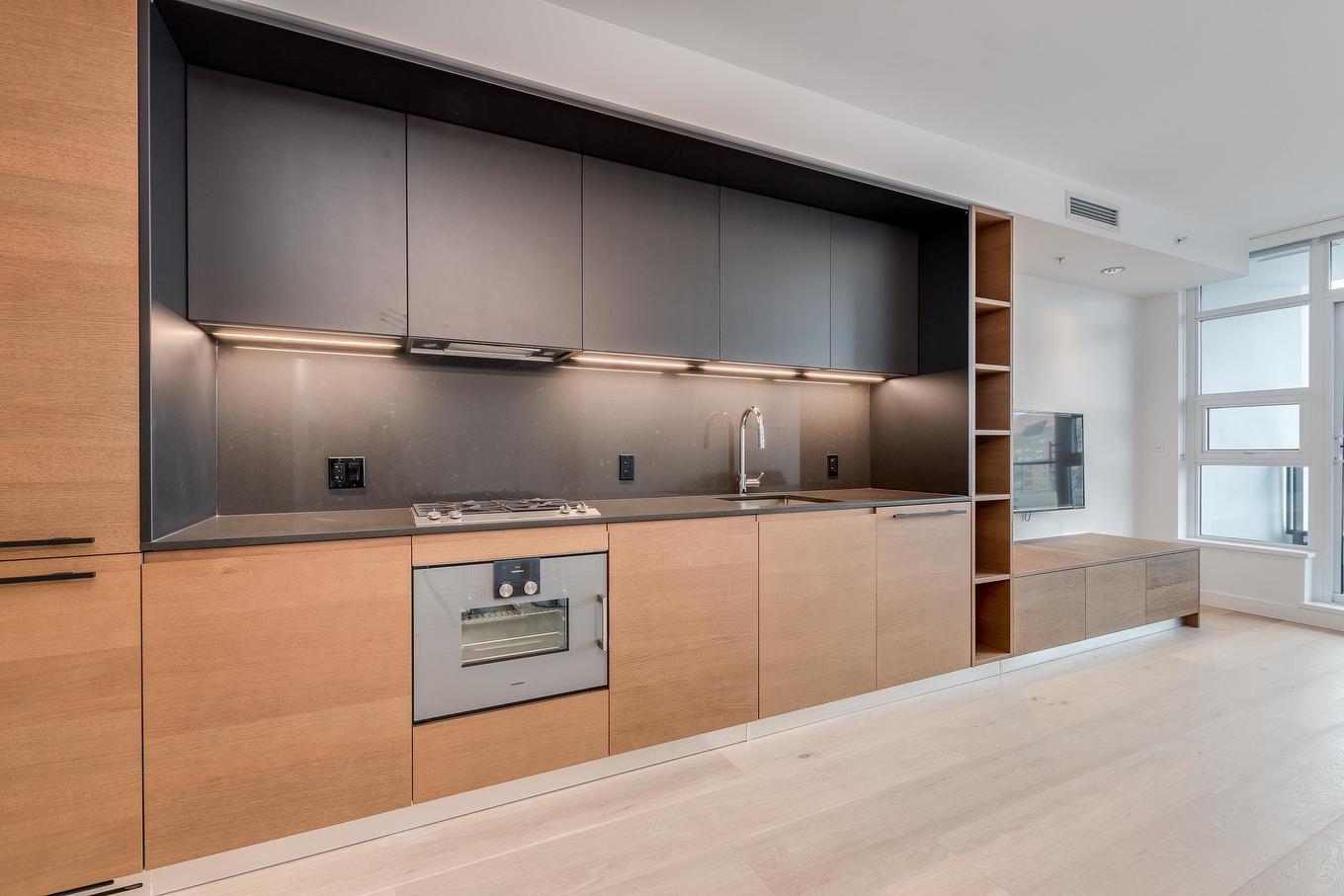 2106-1289 Hornby Street, Vancouver, BC